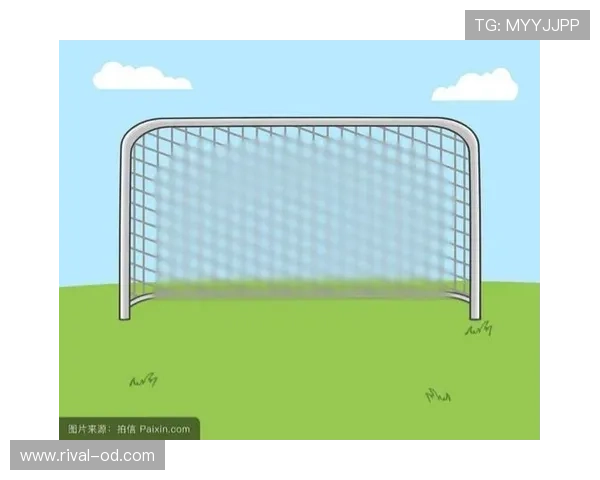 点球击中门框后球权如何判定？规则细节全解析