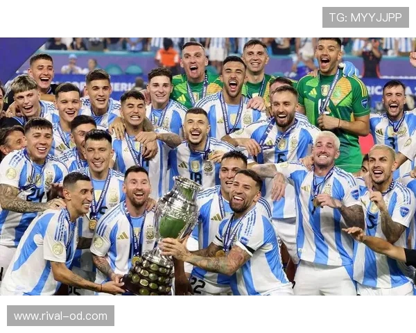 C罗与梅西体系依赖性与个人能力对比分析